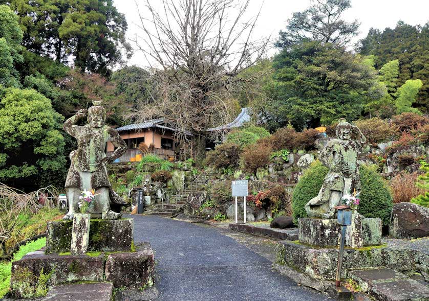 Reigando Cave, Kumamoto, Kyushu.