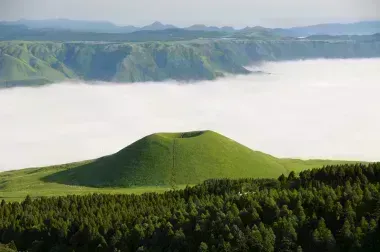 El cráter del monte Aso