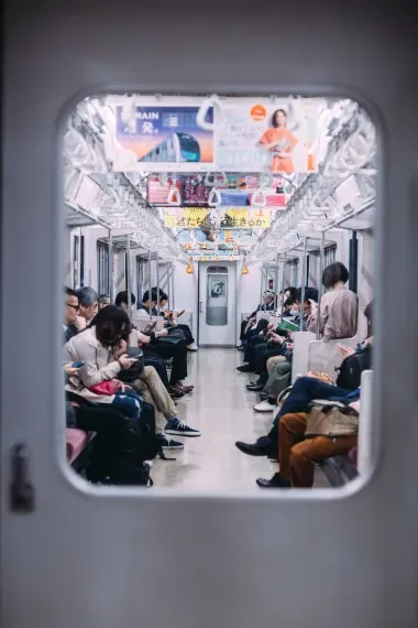Téléphones portables dans les trains japonais