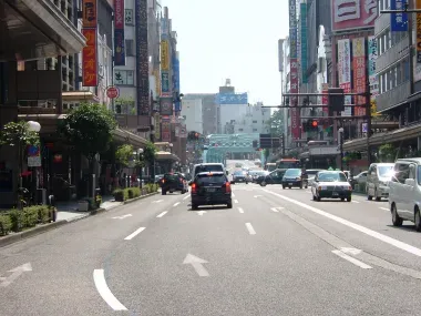 Une rue du quartier Katamachi, à Kanazawa
