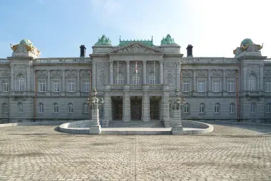 Le palais d'Akasaka et son style néo-baroque.