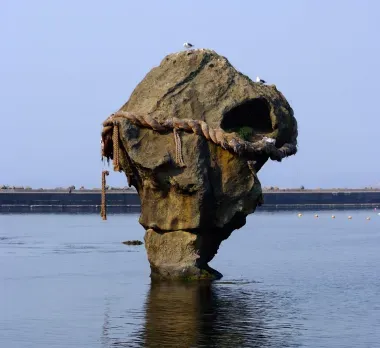 Heishi-iwa, le rocher sacré de Kamome