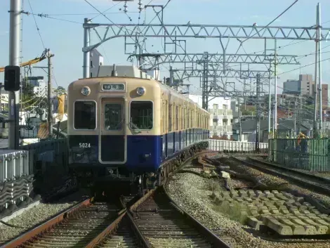 Tren de la línea Hanshin