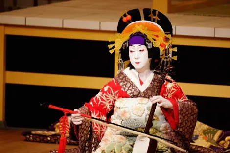 Ein Onnagata, ein auf weibliche Rollen spezialisierter Schauspieler im Kabuki-Theater