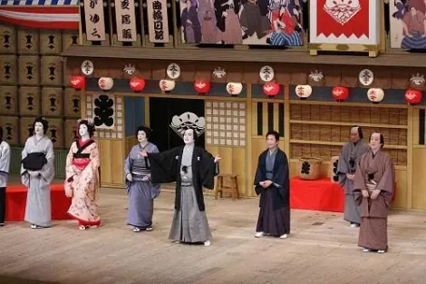 Escena del teatro Shôchiku-za en Osaka.