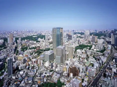 Tokyo Midtown dal cielo: per fare jogging in mezzo ai palazzi.