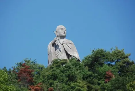 A statue of Kukai
