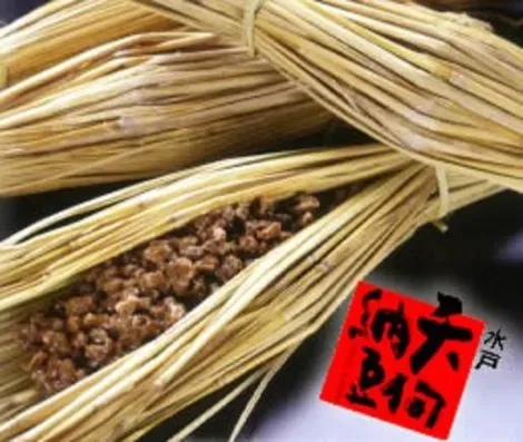 El natto de Mito tradicionalmente se guarda en sacos de paja de arroz.