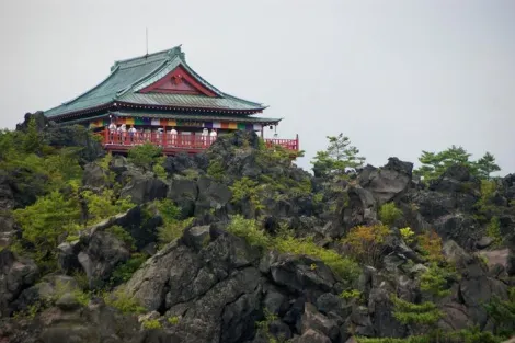 Le temple Onioshidashien dans le parc Onioshidashi.