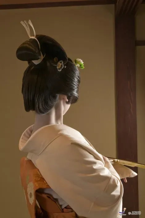Une geisha de Kanazawa