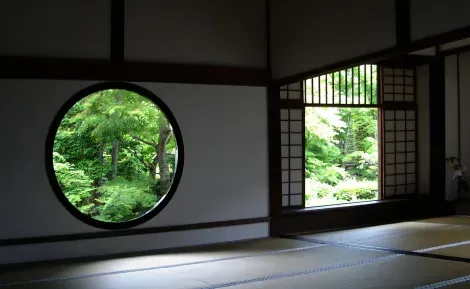 Les fenêtres du Genko-an.