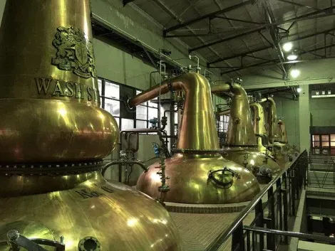 Distillerie Yamazaki Salle Distillation Whisky