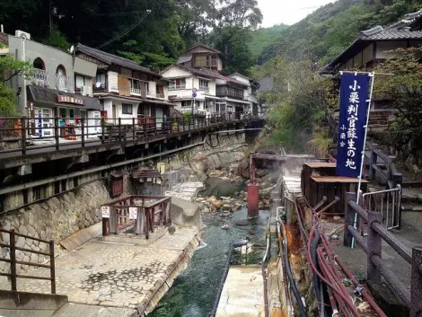 Yunomine onsen, sur le chemin de pèlerinage Kumano kodo (péninsule de Kii)