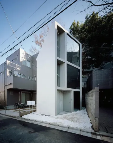La casa 63.02 deTokyo, del arquitecto Jo Nagasaka + Schemata.