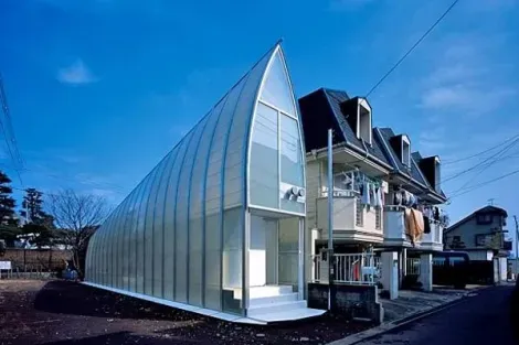 La casa Lucky Drops House de Tokyo construida por el Atelier Tekuto.