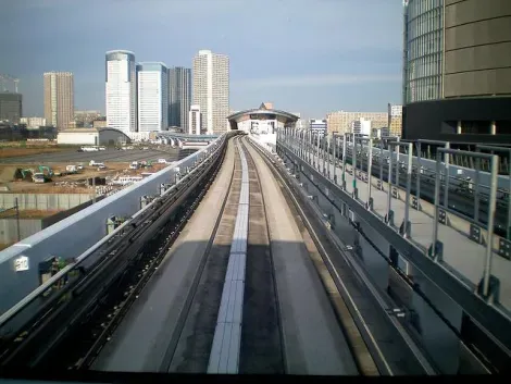 Vue depuis le monorail de Tokyo