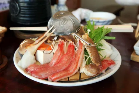 Les ingrédients pour une fondue shabu shabu au crabe