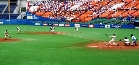 Championnat inter-lycées de base-ball à Chiba