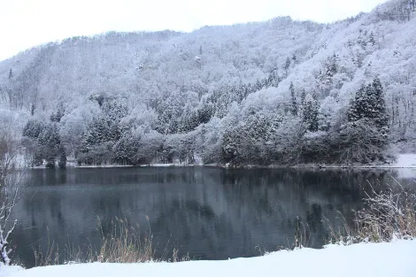 Le lac Nakatsuna en hiver