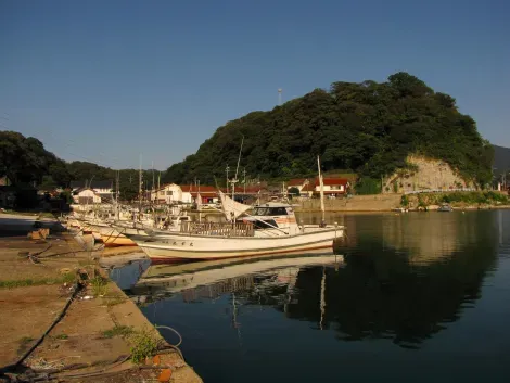 Le port de Yunotsu onsen