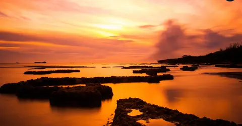 Coucher de soleil à Yomitan, Okinawa