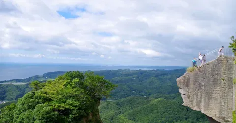 Le balcon naturel, jigoku nozoki au mont Nokogiriyama