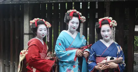 Vous pourrez croiser des geishas dans la rue Vous pourrez croiser des geishas dans la rue