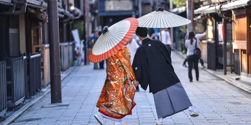 Paar in Japan - Gilad Fiskus