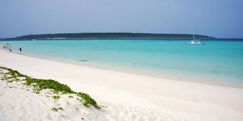 La plage de Yonaha Maehama, Miyakojima